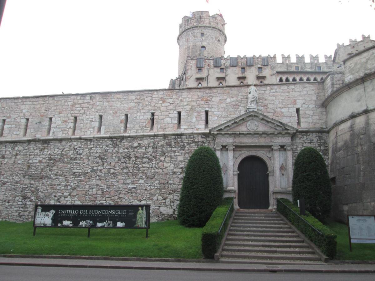 Lady Tulip - Monolocale Apartment Trento